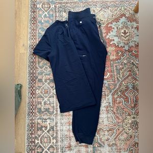 Figs Zamora scrub pants and casma top